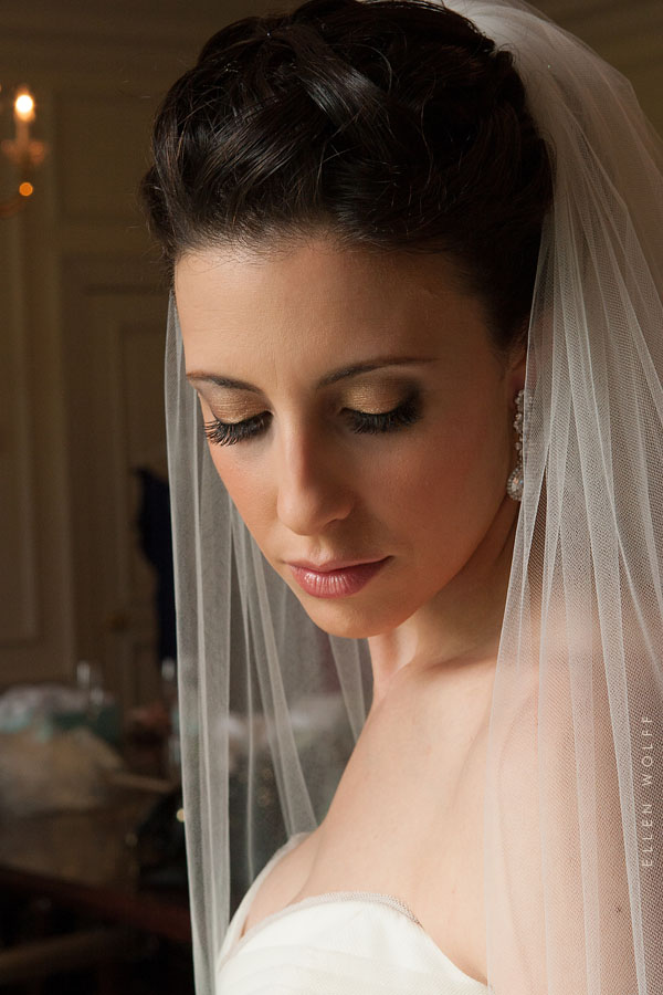 beautiful bride at muttontown country club