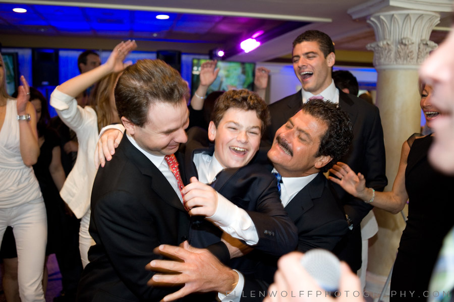 candid bar mitzvah photo from harbor club at prime