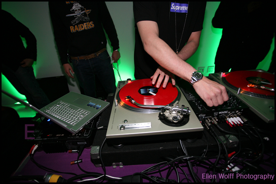 0333-dj-am2